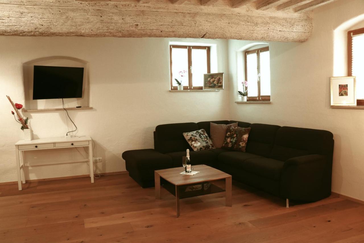 Stilvolle Wohnung Auf 50 M² Mit Parkplatz Und Wifi Kraiburg am Inn 외부 사진